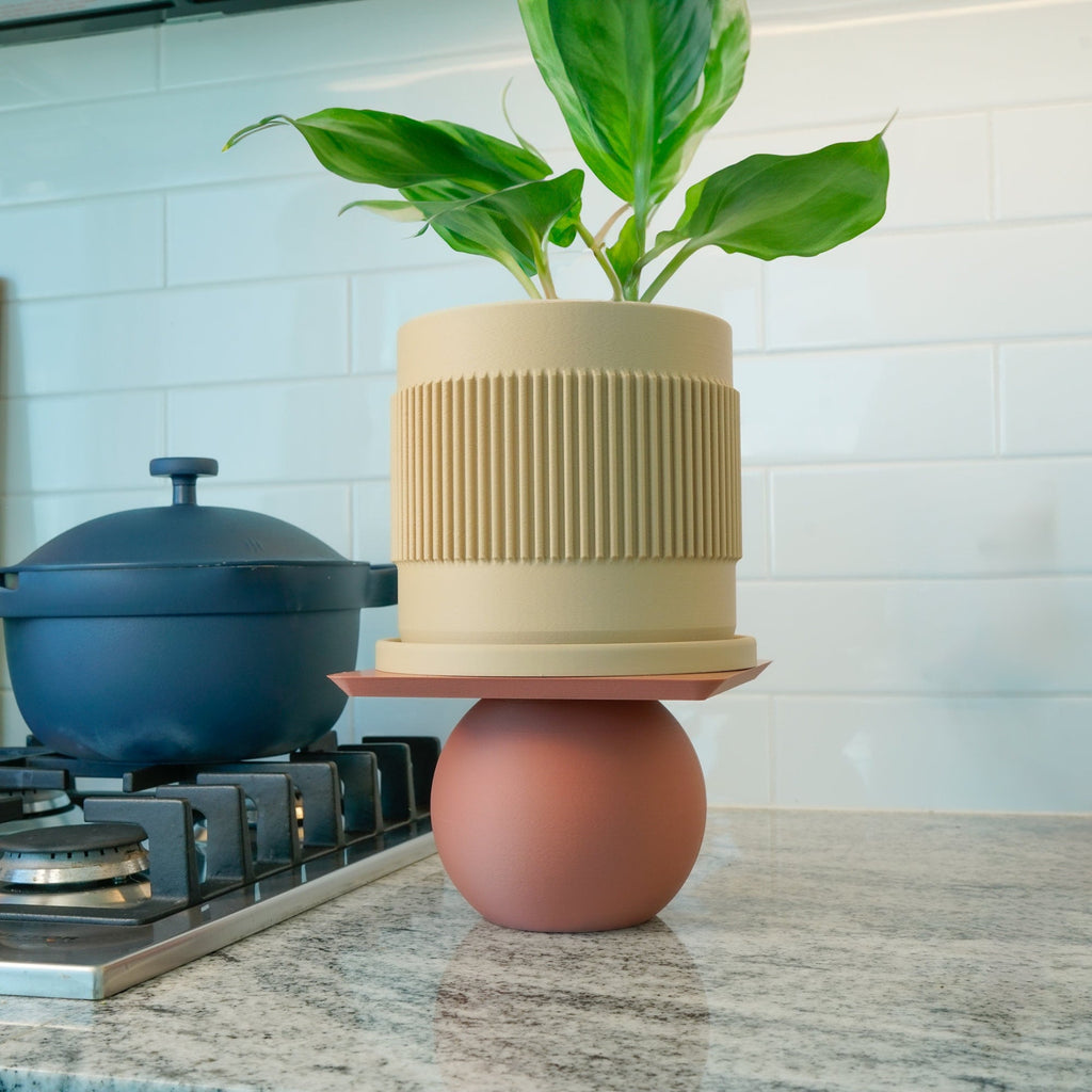 BALL Unique Plant Stand
